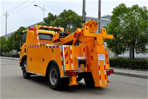 向阳高速路拖车费